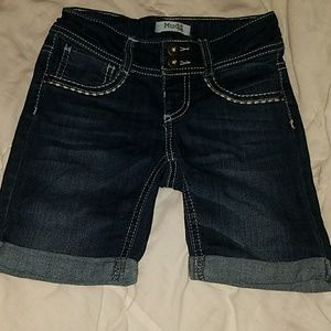 Girls high waist jean shorts Mudd